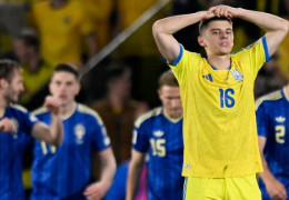 Збірна України ганебно програла Швеції і не вийшла на ЧС-2026 з футболу