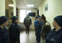 Вони рвуться до країни, яка знищила їхні рідні міста. Спеціальний репортаж із жіночої колонії для держзрадниць та колаборанток