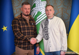 Очарування Гребою. Після відставки через місяць після призначення, Осипенко публічно подякував колишньому заступнику за роботу і зробив його своїм радником