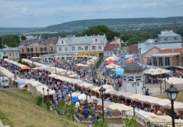 У Чернівцях цього року планують відновити традиційний Петрівський ярмарок. Вперше з початку широкомасштабної війни