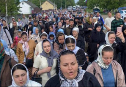 На Буковині московські попи з прихожанами, незважаючи на заборону воєнного часу, знову організували хресну ходу в Банчени