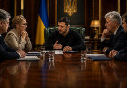 Зеленський зібрав Порошенка, Тимошенко і Бойка за зачиненими дверима: про що говорили на Банковій