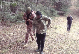 700 тисяч доларів на ухилянтах: на Буковині затримали депутата та правоохоронця, які організували свій нелегальний канал на кордоні