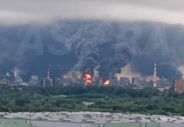 Такого потужного удару по Москві ще не було: дрони прорвали ППО та вдруге вразили НПЗ