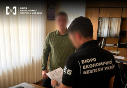 Генератори для Чернівців купили з переплатою у 2,5 млн грн: БЕБ оголосило підозри посадовцю міськради та бізнесменові