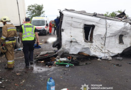 12 загиблих у страшній аварії на Миколаївщині: водія Nissan Murano, який міг спричинити ДТП, знайшли