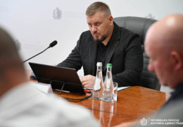 На Буковині ремонтуватимуть критично важливі дороги та перевірять мобільний зв’язок на випадок блекаутів - Осипенко на зустрічі з головами громад