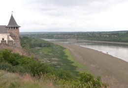 Чому Дністер так обмілів? Гідролог попередив про загрозу екологічної катастрофи