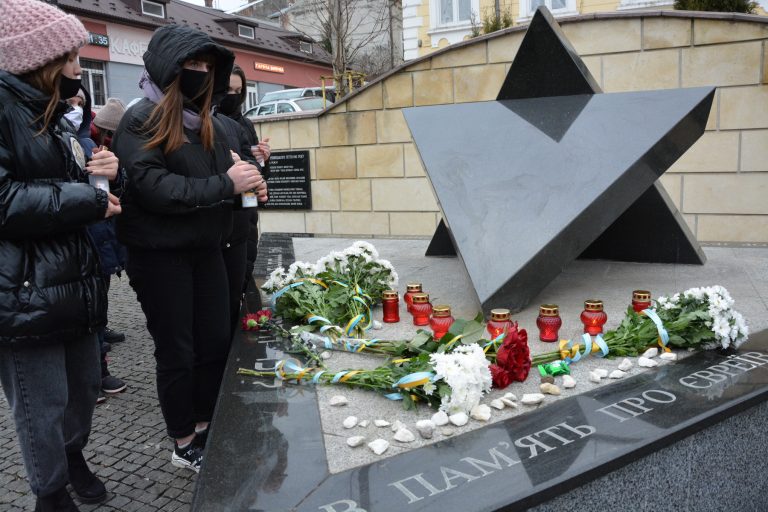 У Чернівцях вшанували пам’ять жертв Голокосту