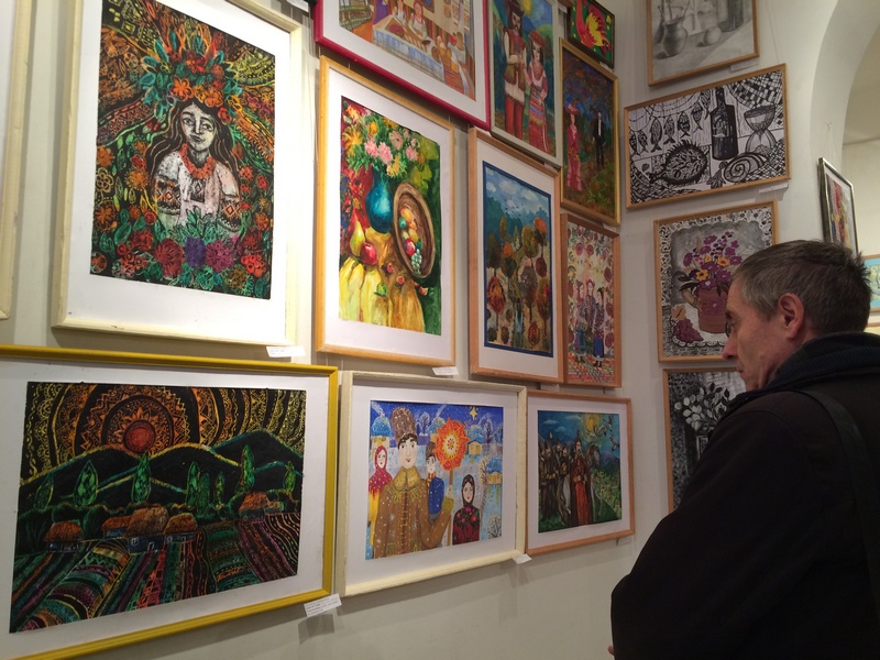 Понад 800 творчих робіт юних художників представили на виставці у «Вернісажі» (ФОТОРЕПОРТАЖ)