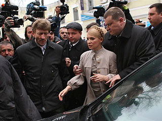 Тимошенко просить призначити "третій тур" президентських виборів