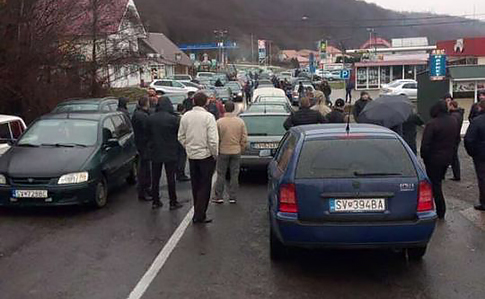 "Євробляхери" блокують пункти пропуску на Заході України (ДОДАНО ВІДЕО)